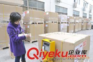 深圳市揚(yáng)名攝影設(shè)計(jì) 專業(yè)企業(yè)形象攝影與生產(chǎn)線拍攝服務(wù)，助力企業(yè)品牌視覺升級(jí)